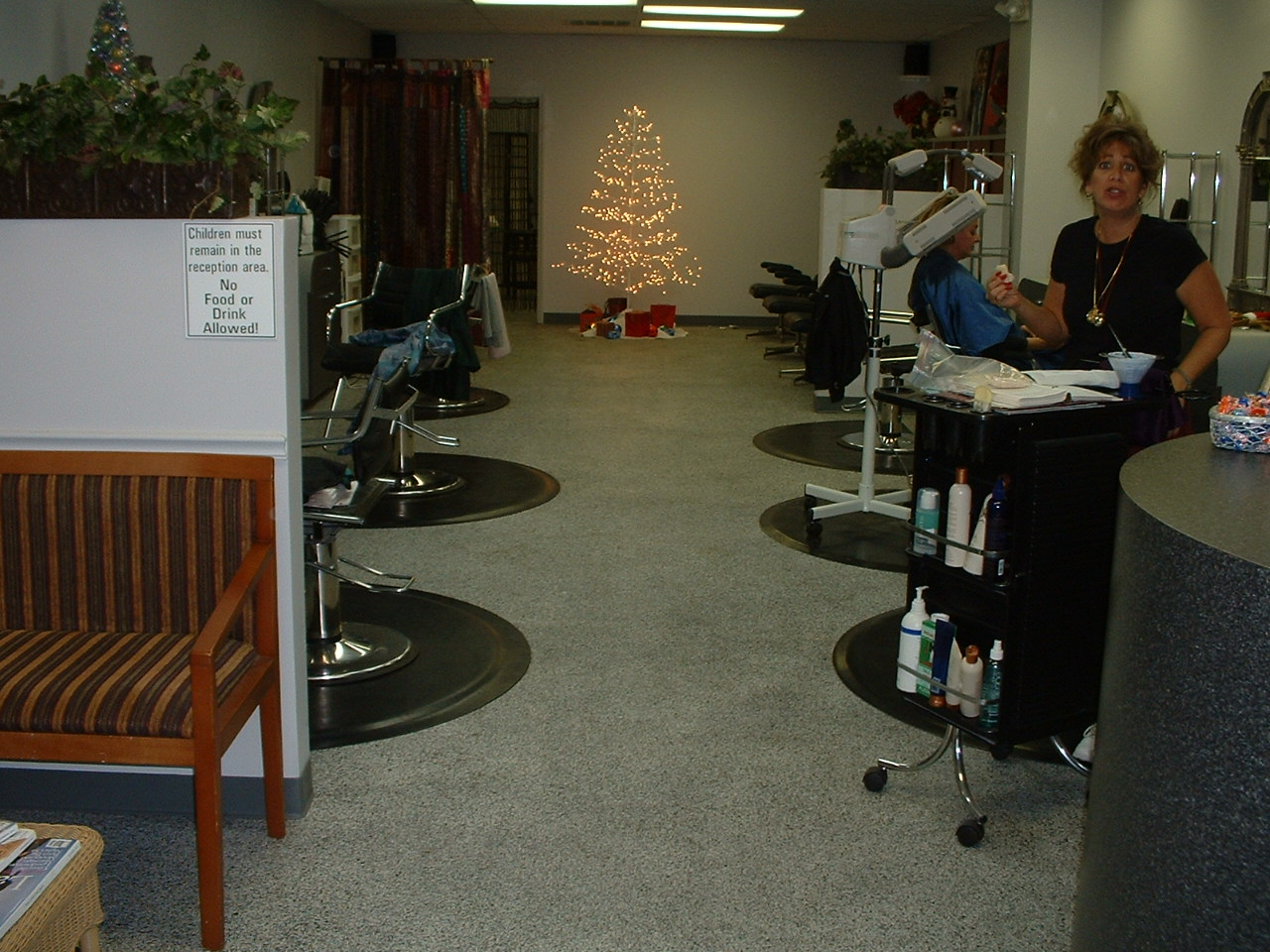 Epoxy Flakes on Nail Salon